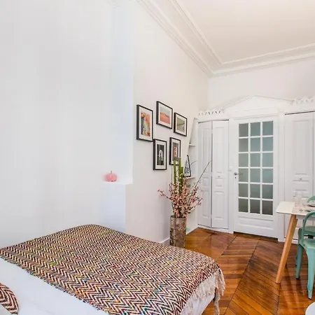 Apartment Pick A Flat's Apartments- Rue Richelieu