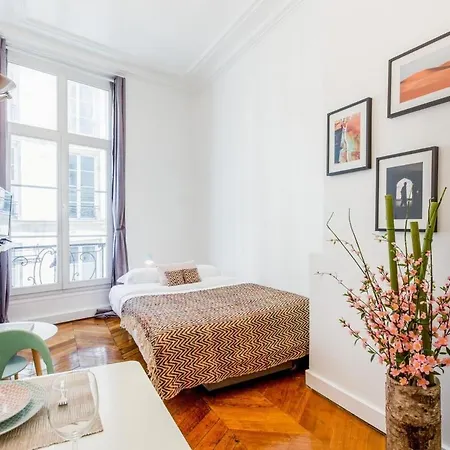 Pick A Flat's Apartments- Rue Richelieu Apartment *