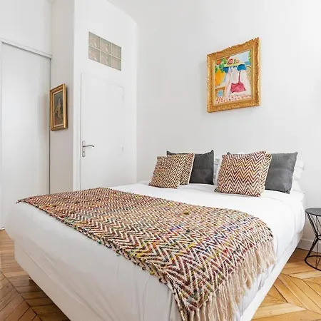Pick A Flat's Apartments- Rue Richelieu Paris